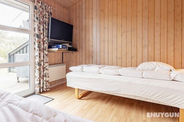 Spacious Holiday Home in Hjørring With Sea View İç Mekan