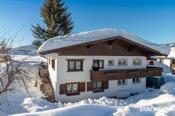 Spacious Holiday Home in Sankt Johann near Ski Area Öne Çıkan Resim