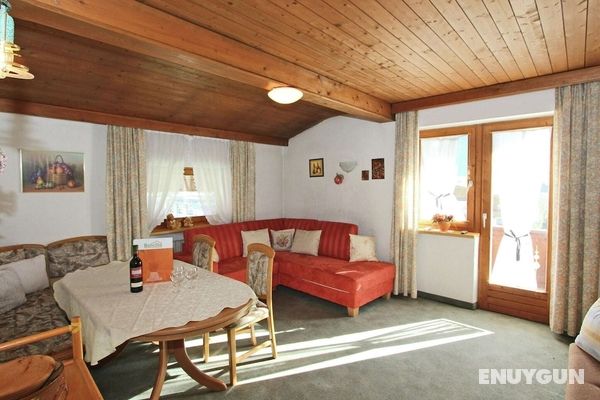 Spacious Apartment in Ramsau im Zillertal near Ski Area Öne Çıkan Resim