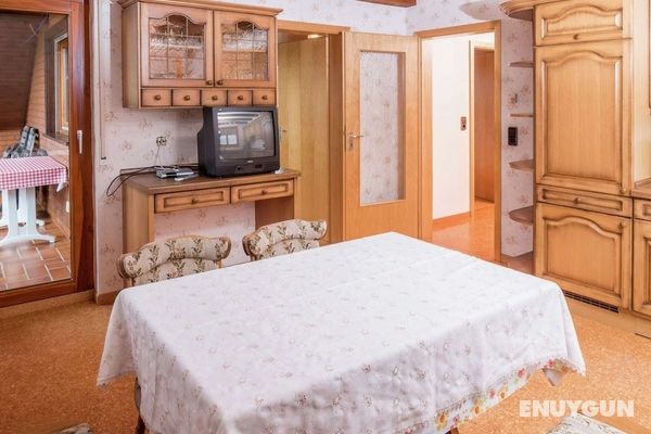 Spacious Apartment in the Black Forest in a Quiet Residential Area With Private Balcony Öne Çıkan Resim