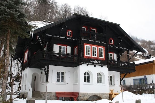 Spacious Villa in Zell am See near Ski Area Öne Çıkan Resim