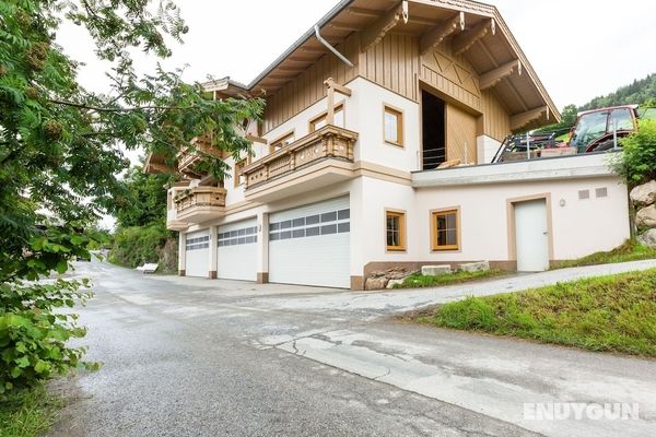 Spacious Villa With Sauna in Mittersill Öne Çıkan Resim