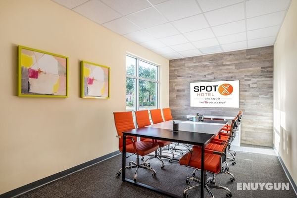 SPOT X by Red Collection - Orlando International Dr Genel