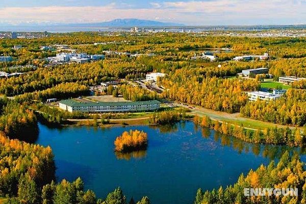SpringHill Suites Anchorage University Lake Genel