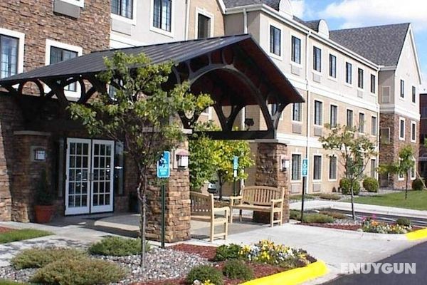 Staybridge Suites MPLS-Maple Grove/Arbor Lakes Genel
