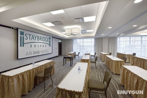 Staybridge Suites Waterloo - St. Jacobs Area, an IHG Hotel Genel