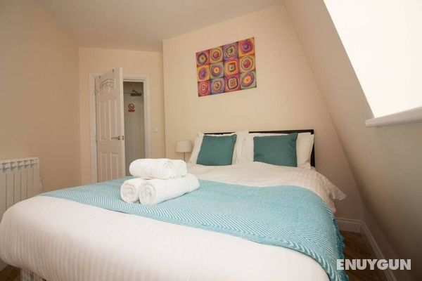 Stayzo Castle Penthouse 16- A Clean Fresh Modern Apartment With Free Wi-fi Öne Çıkan Resim