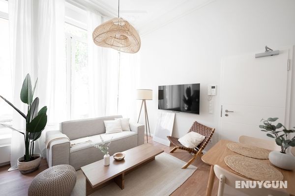 Stockholm Style Designer 1BR Close to DT Öne Çıkan Resim