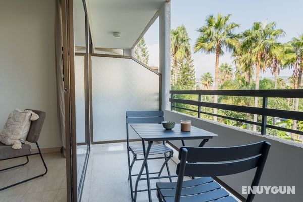 Studio Apartment With Balcony and Garden View Öne Çıkan Resim