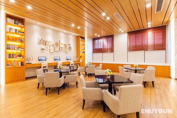 Suisse Place Hotel Residence CMCTaizhou Genel