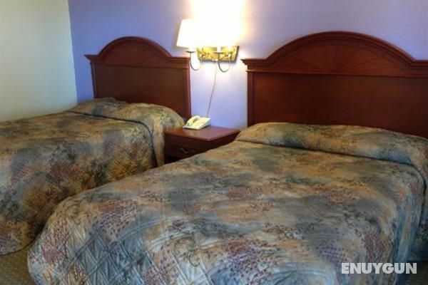 Summit Inn and Suites Genel