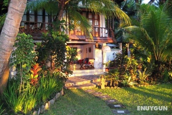 Villa Sunrise on the Bali North Shorebreakfast Included Öne Çıkan Resim