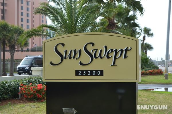 Sunswept Condominiums Genel