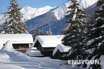 Superb Apartment With Views of the Alps Öne Çıkan Resim