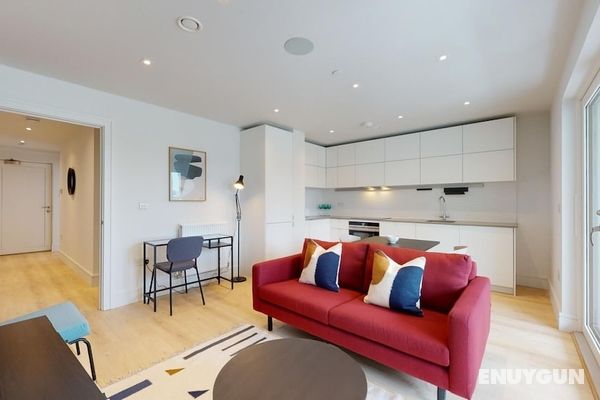 Superior 1 - bed Apartment in Wembley Öne Çıkan Resim