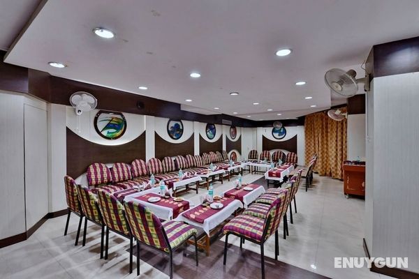 Hotel Surendra Vilas Genel