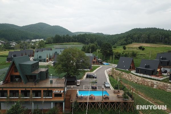 Swiss Village in Pyeongchang Öne Çıkan Resim