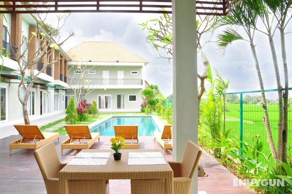Villa Tangtu Beach Inn Genel
