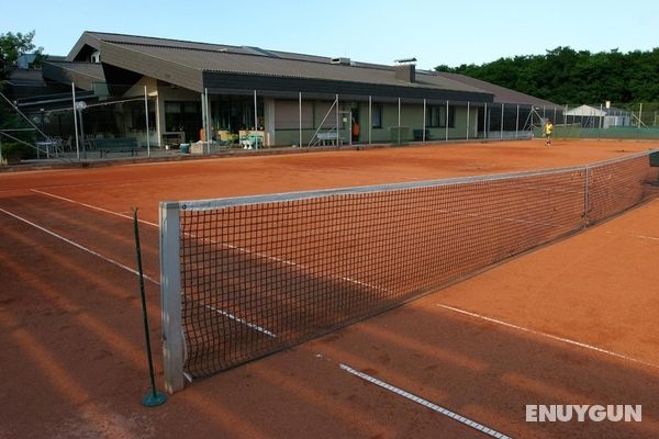 Tennis- und Freizeitzentrum Neudörfl Genel