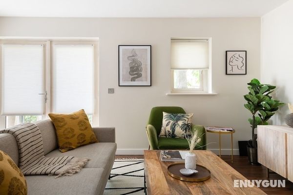 The Bow Mews - Modern & Bright 2bdr Apartment With Patio Öne Çıkan Resim