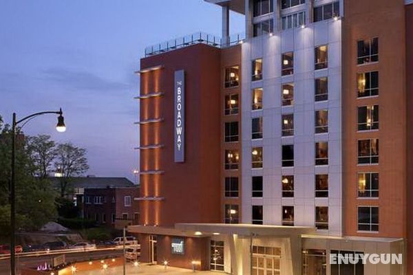 The Broadway Columbia - a DoubleTree by Hilton Genel