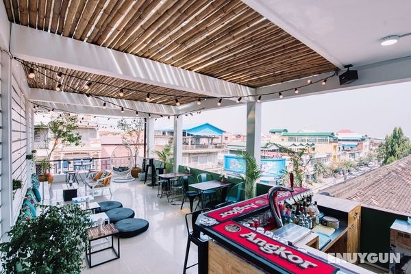 The Place Hostel & Rooftop Bar Genel