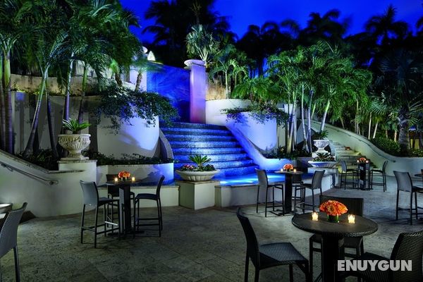 The Ritz-Carlton Coconut Grove, Miami Genel