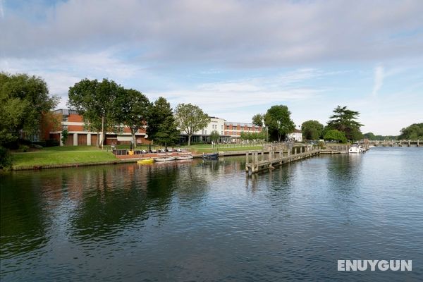 The Runnymede on Thames Genel