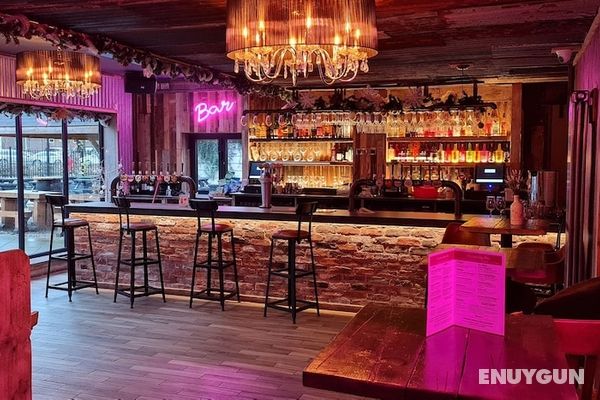 The Waterside Bar Rooms & Restaurant Genel