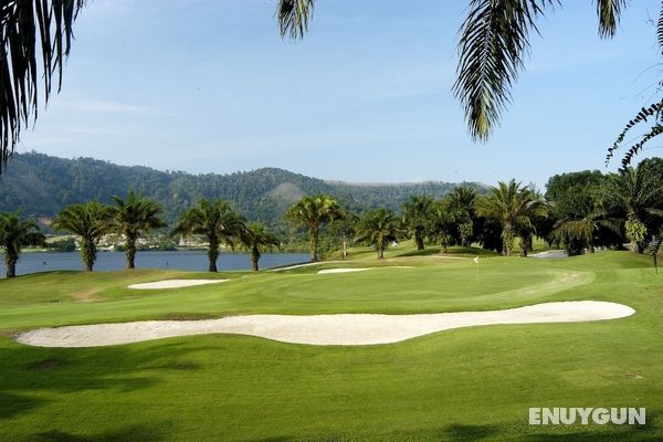 Tinidee Golf Resort Phuket Genel