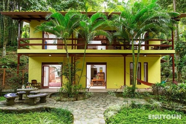 Toucan Villa Family Home w Private Pool Garden AC Oda