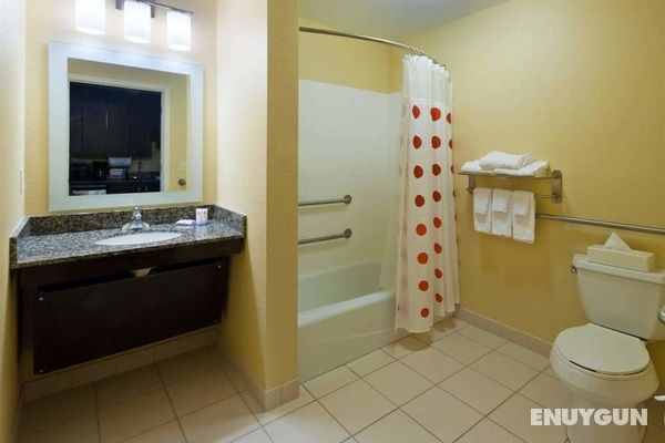 TownePlace Suites Panama City Genel