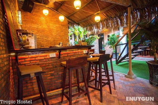 Tropic Hostel and Restaurant Genel