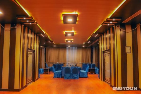 TR'S Edifice - A Luxury Guest House Genel