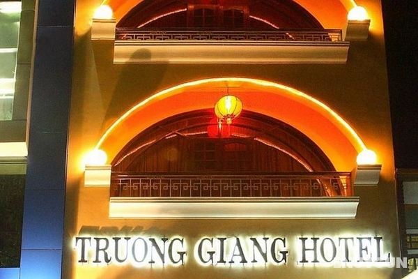 Truong Giang Hotel Öne Çıkan Resim