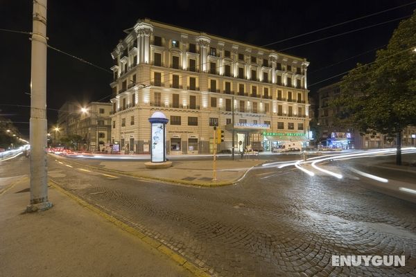Unahotels Napoli Genel