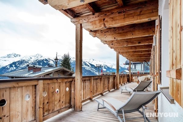 Unique & Exclusively Furnished Chalet near Ski Lift Öne Çıkan Resim