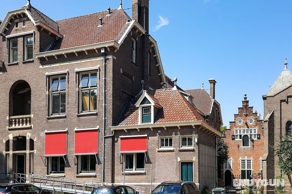 Unique Group Accommodation for up to 32 People in the Centre of Enkhuizen Öne Çıkan Resim