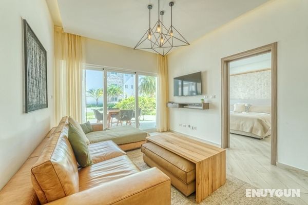 Unique Modern Apartment With Direct Beach Access Öne Çıkan Resim