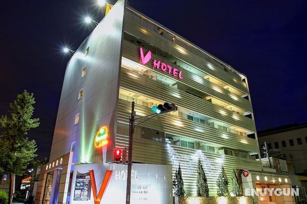 V Hotel - Adults Only Öne Çıkan Resim