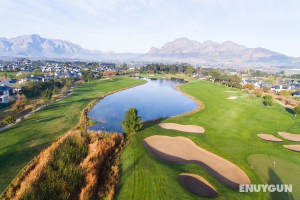 Valley Golf Lodges Genel