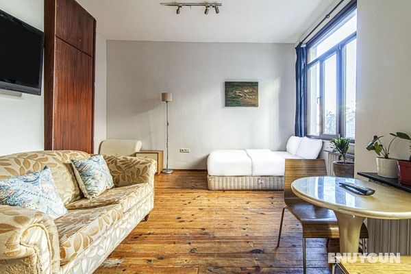 Vibrant Flat With Excellent Location in Beyoglu Öne Çıkan Resim