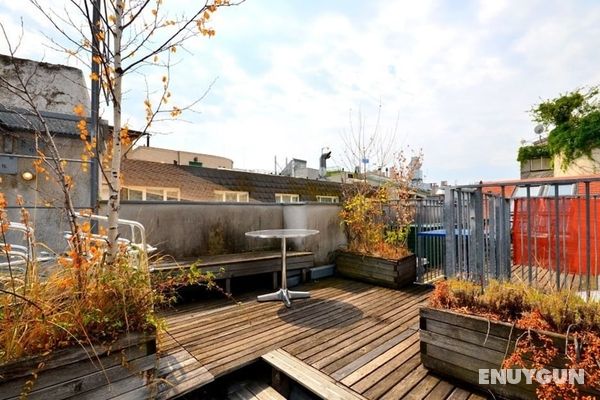 Vienna Residence Luxury Apartment for 4 With Rooftop Terrace and Uncommon View Öne Çıkan Resim
