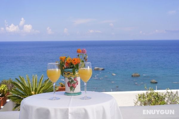 Wellness and Relaxing Time in Ischia With Breakfast Öne Çıkan Resim