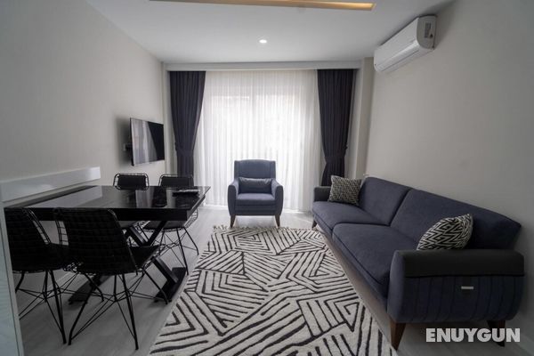 Apartment With Balcony Close to Beach in Muratpasa Öne Çıkan Resim