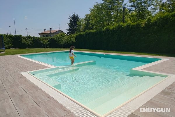 Villa With Pool - Wanderlust Öne Çıkan Resim