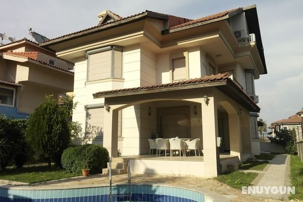 Villa with Private Pool in Icmeler Öne Çıkan Resim