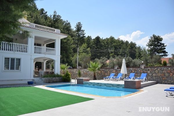 Villa Xclusive by Turkish Lettings Öne Çıkan Resim
