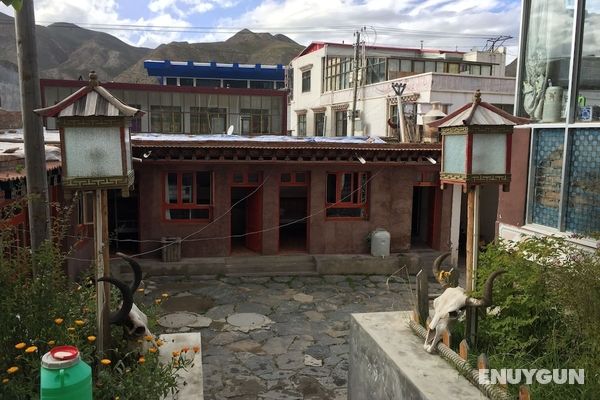 Yangkor Tibetan Homestay - Hostel Öne Çıkan Resim