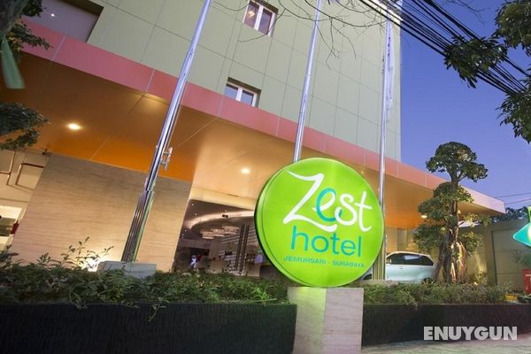 Zest Hotel Jemursari Surabaya Genel